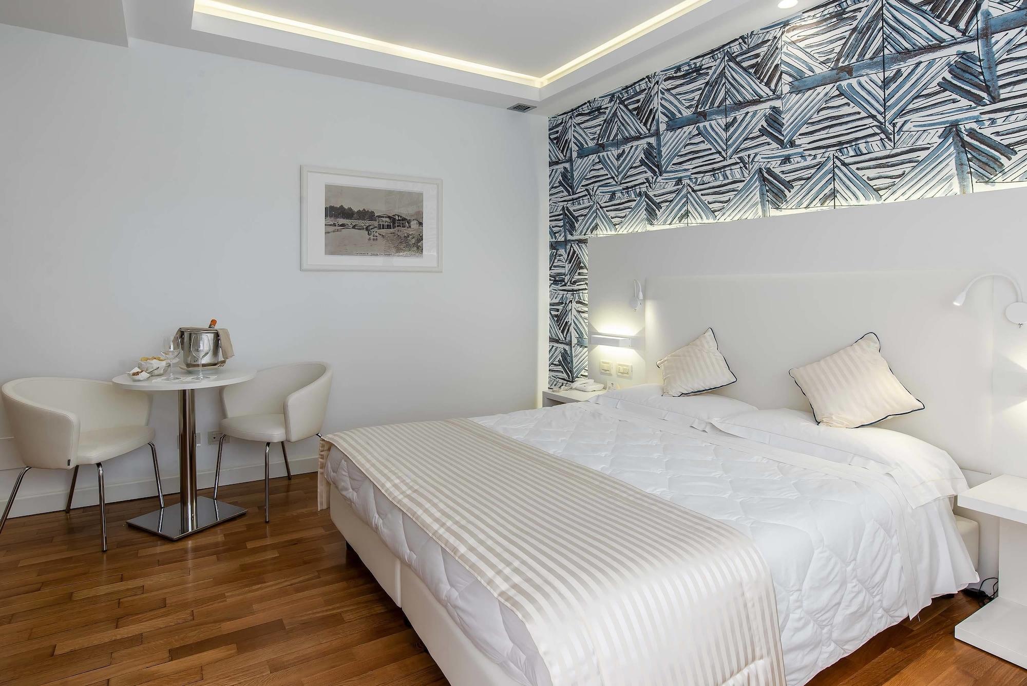Versilia Palace Hotel Marina di Pietrasanta Exterior foto